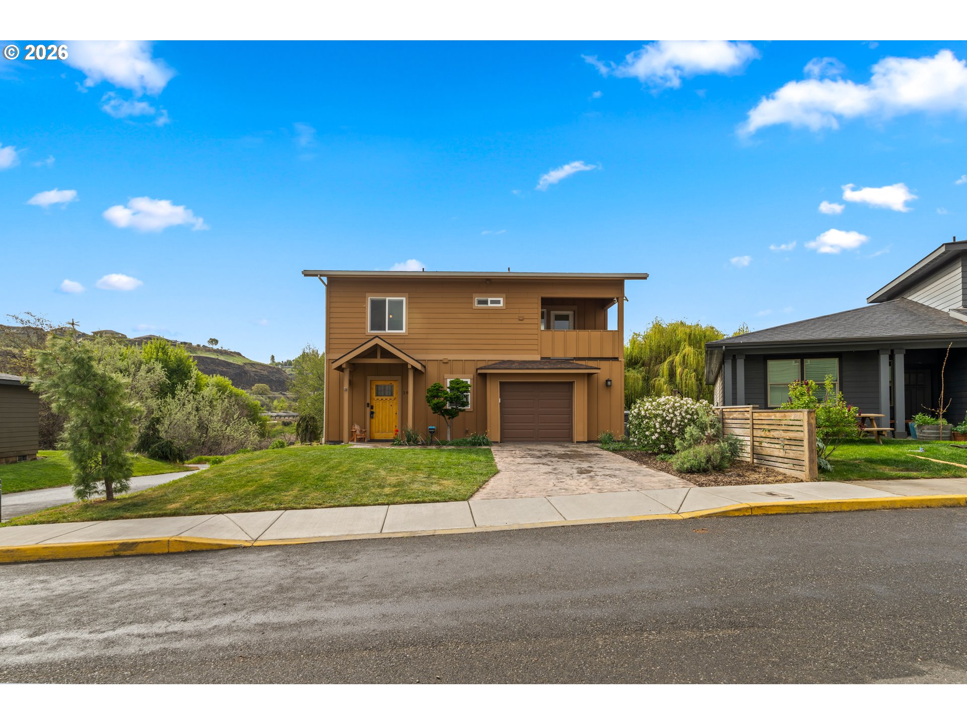 192 HONEYSUCKLE LN, The Dalles, OR, 97058