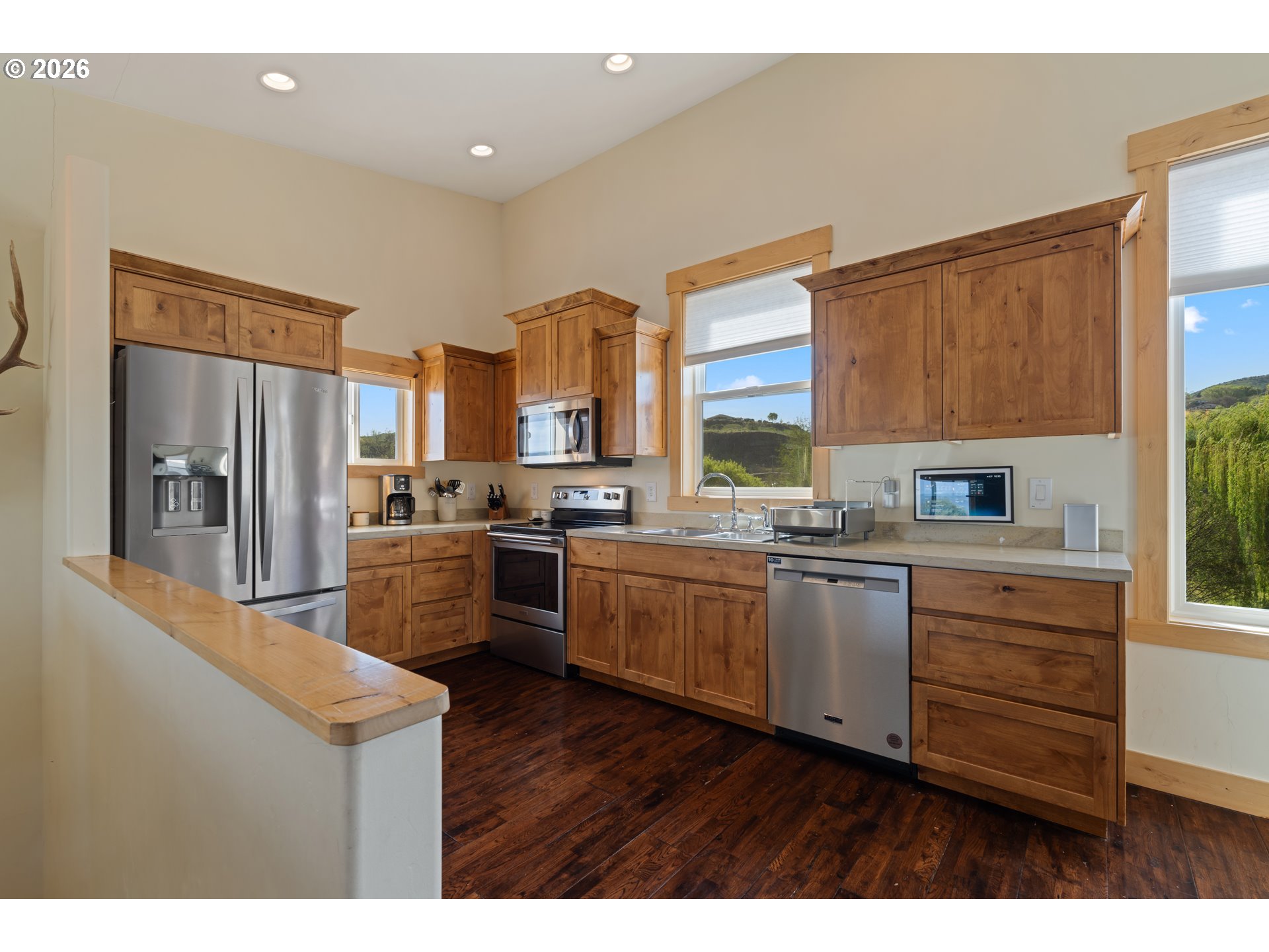 192 HONEYSUCKLE LN, The Dalles, OR, 97058