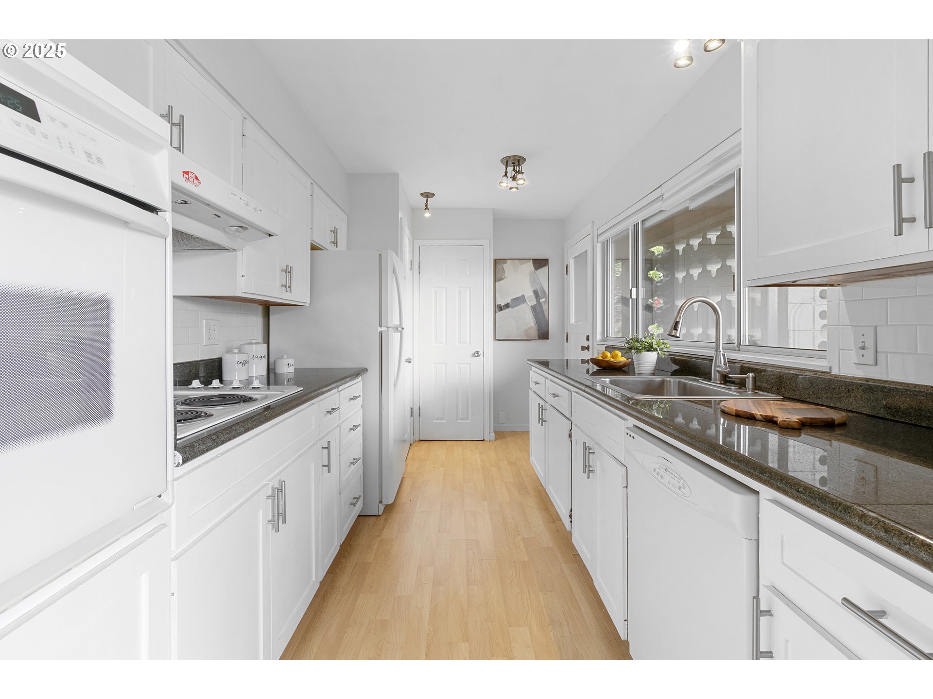 Photo #12: 119530028 Listing: Photo #12