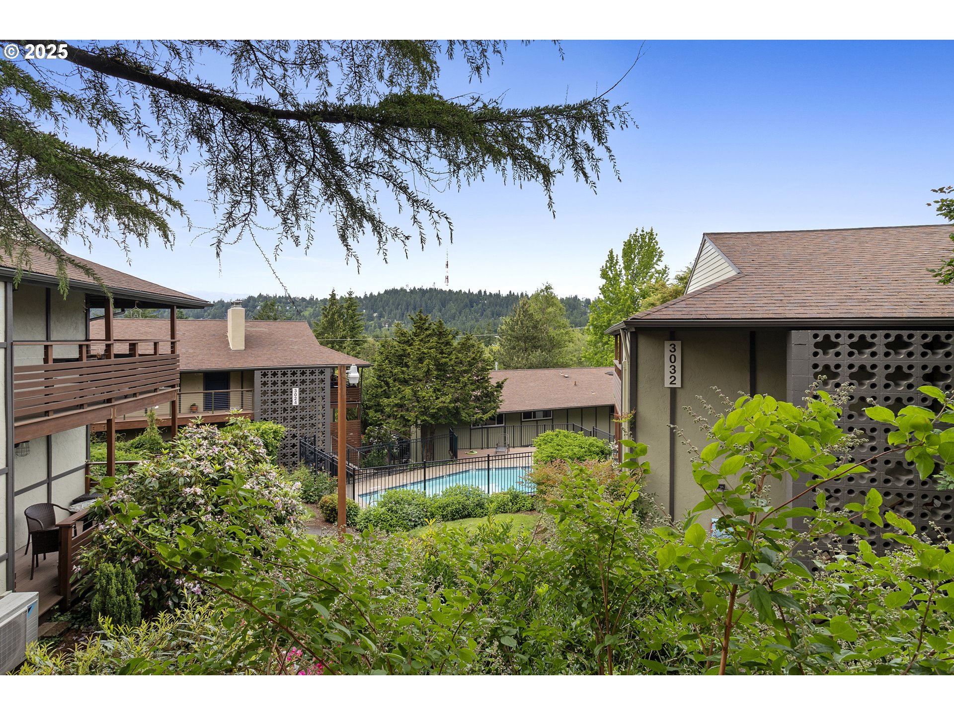 Photo #24: 119530028 Listing: Photo #24