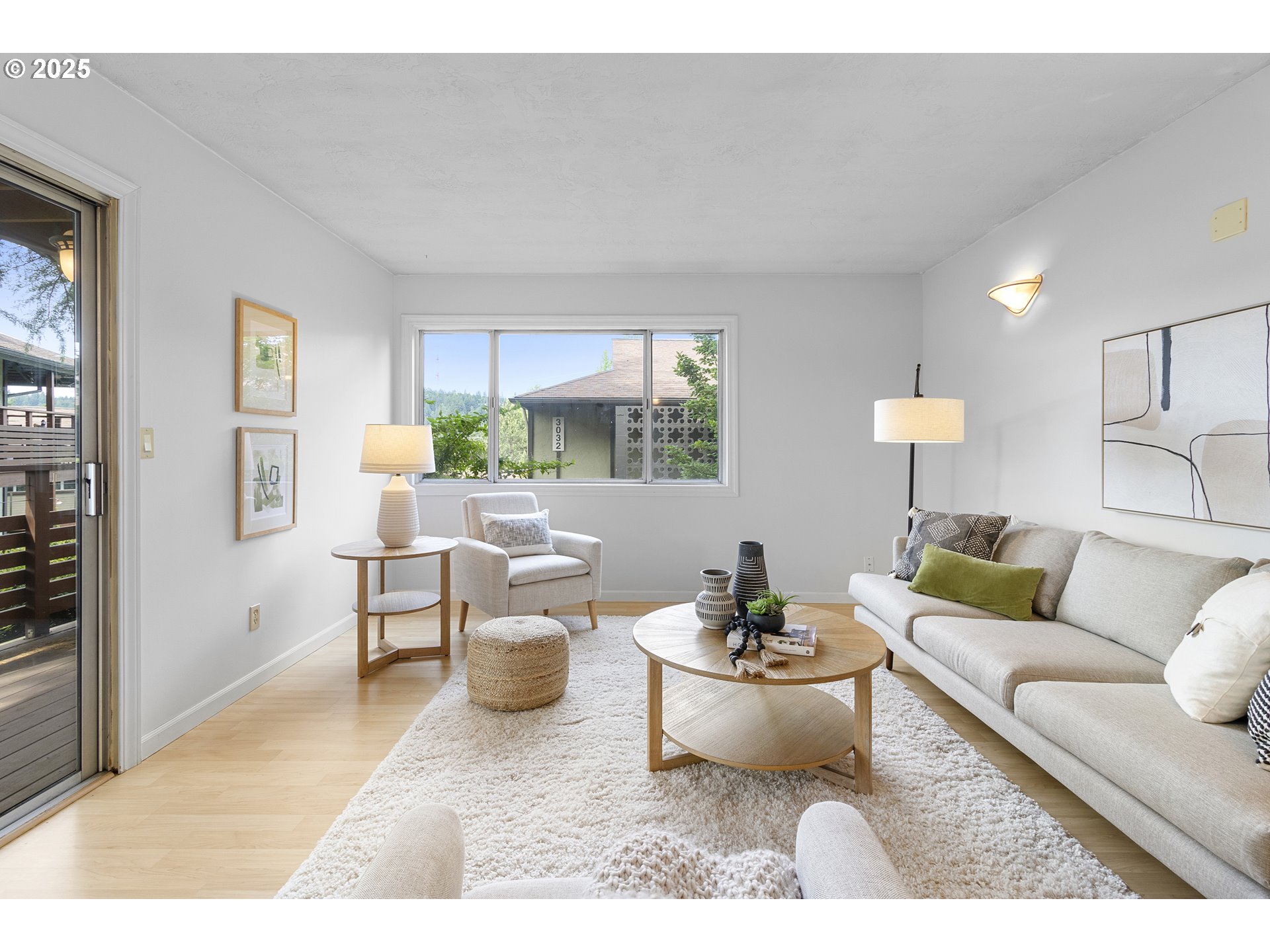 Photo #4: 119530028 Listing: Photo #4