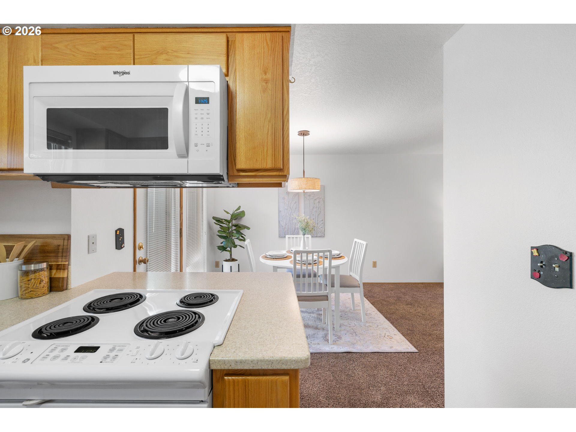 Photo #14: 120237949 Listing: Photo #14