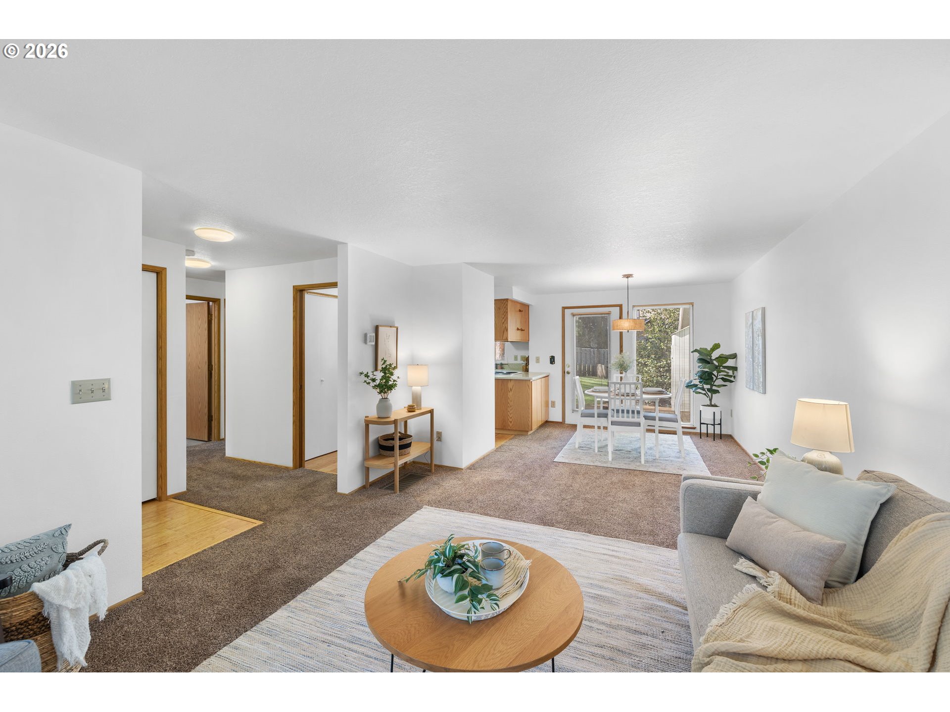 Photo #4: 120237949 Listing: Photo #4