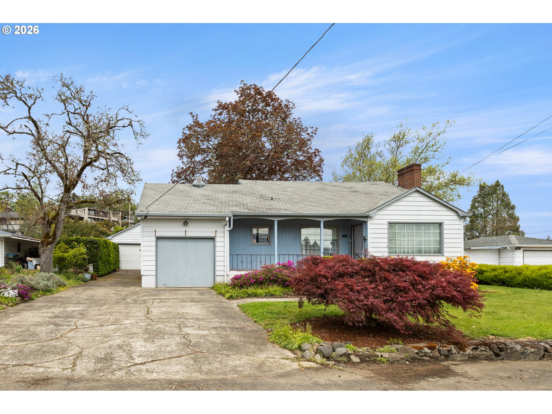 1564 NW ALMOND AVE, Roseburg, OR, 97471