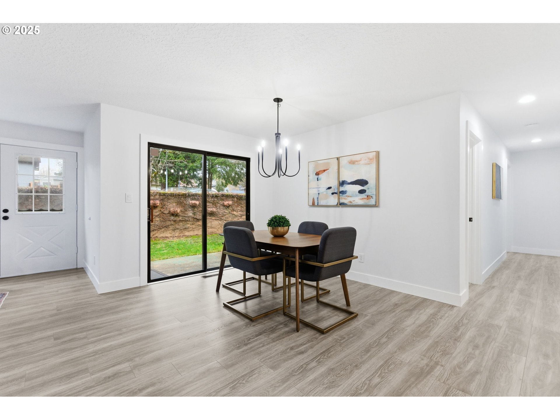 Photo #10: 120624274 Listing: Photo #10