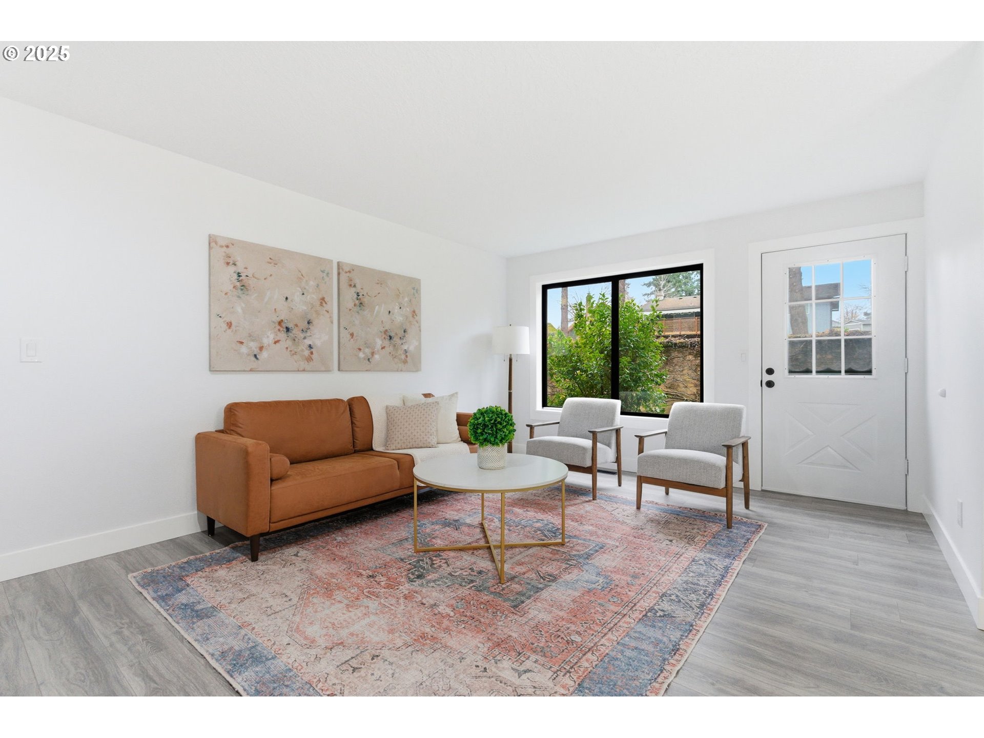 Photo #5: 120624274 Listing: Photo #5