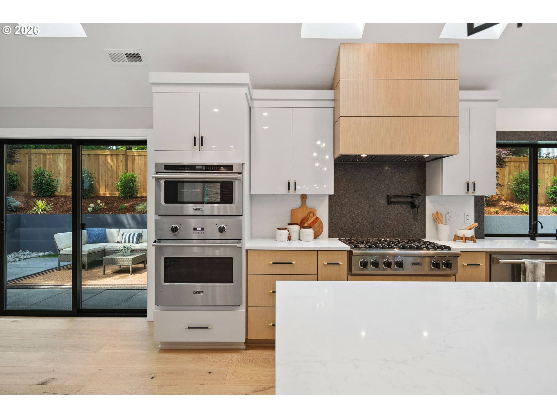 15370 TWIN FIR RD, Lake Oswego, OR, 97035