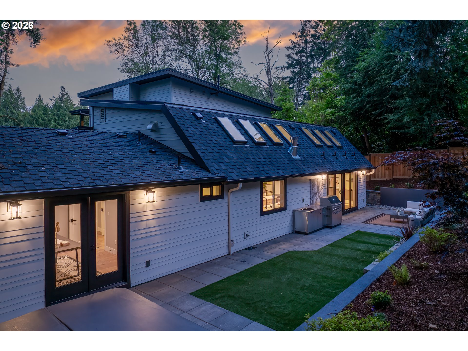 15370 TWIN FIR RD, Lake Oswego, OR, 97035