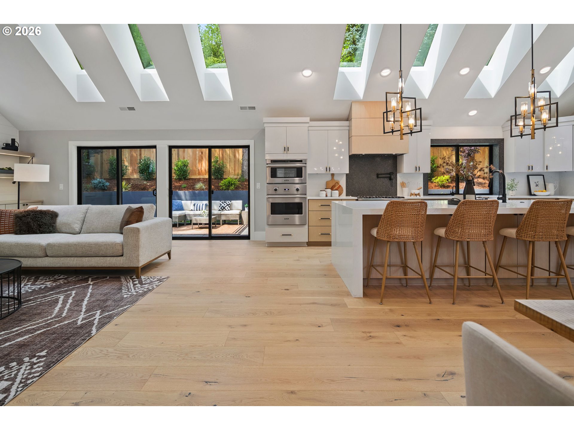 15370 TWIN FIR RD, Lake Oswego, OR, 97035