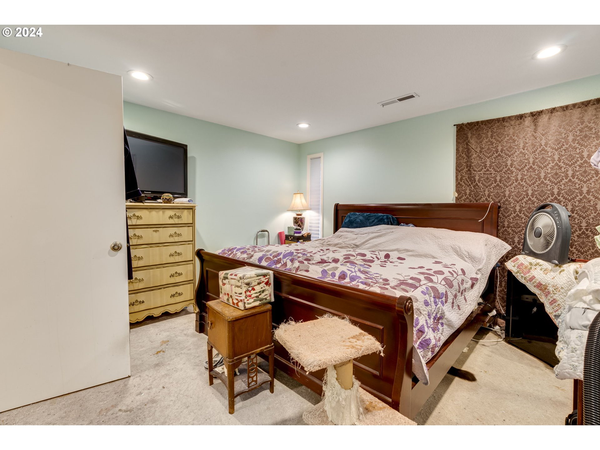 Photo #23: 123448396 Listing: Photo #23