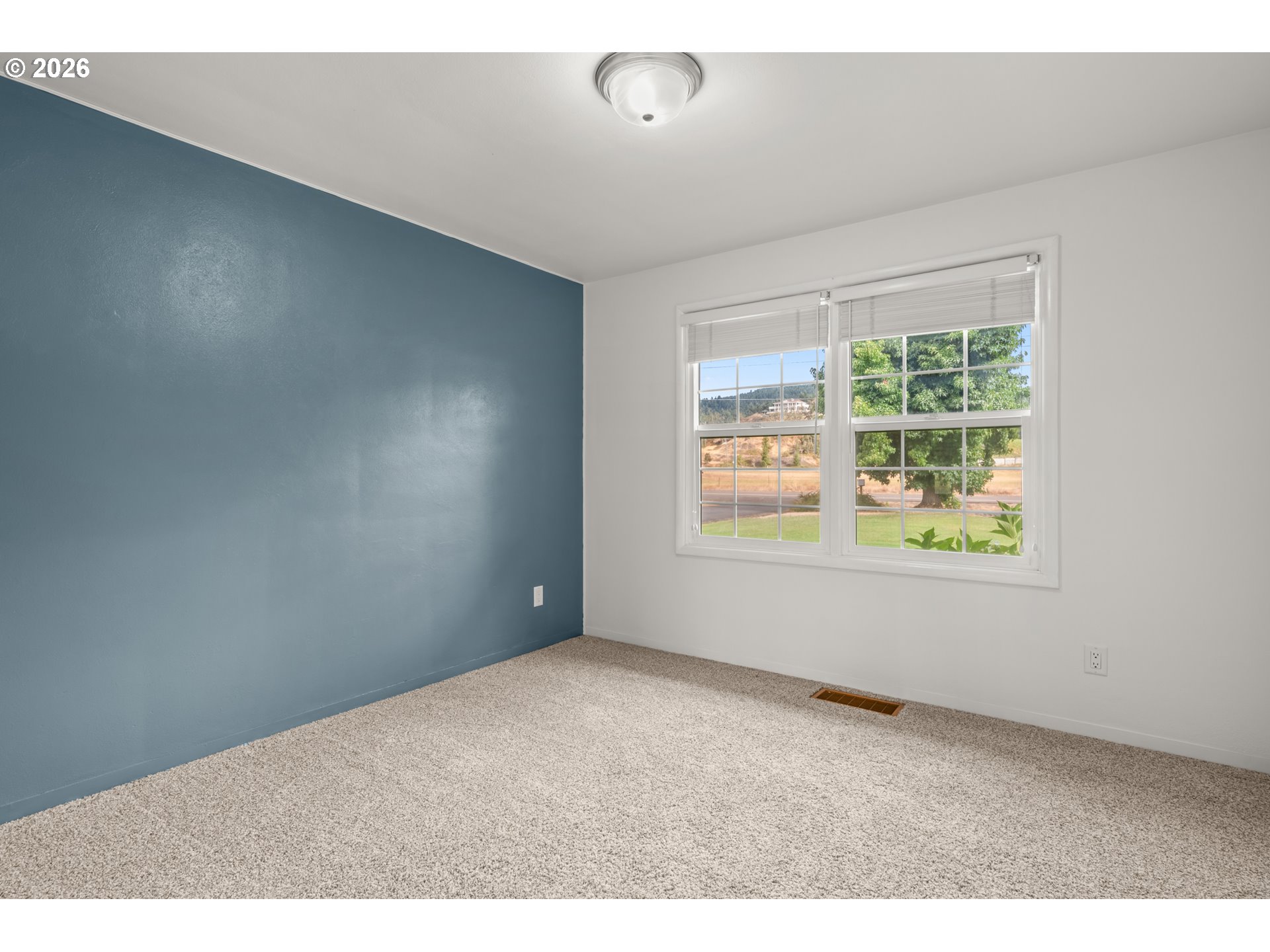 Property photo 16 of 48