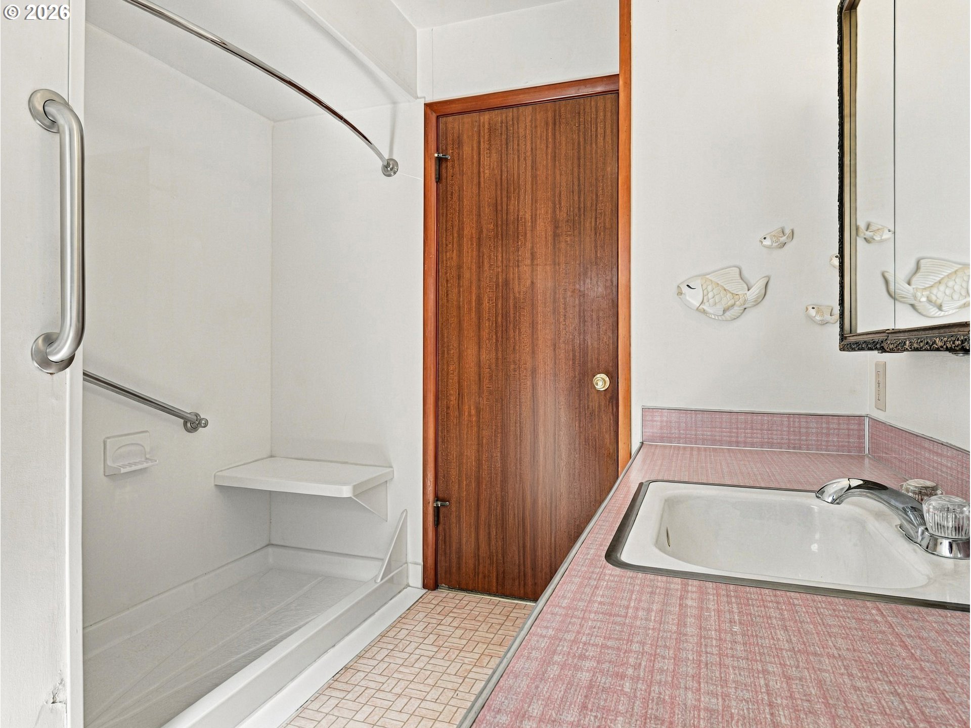 Property photo 13 of 42
