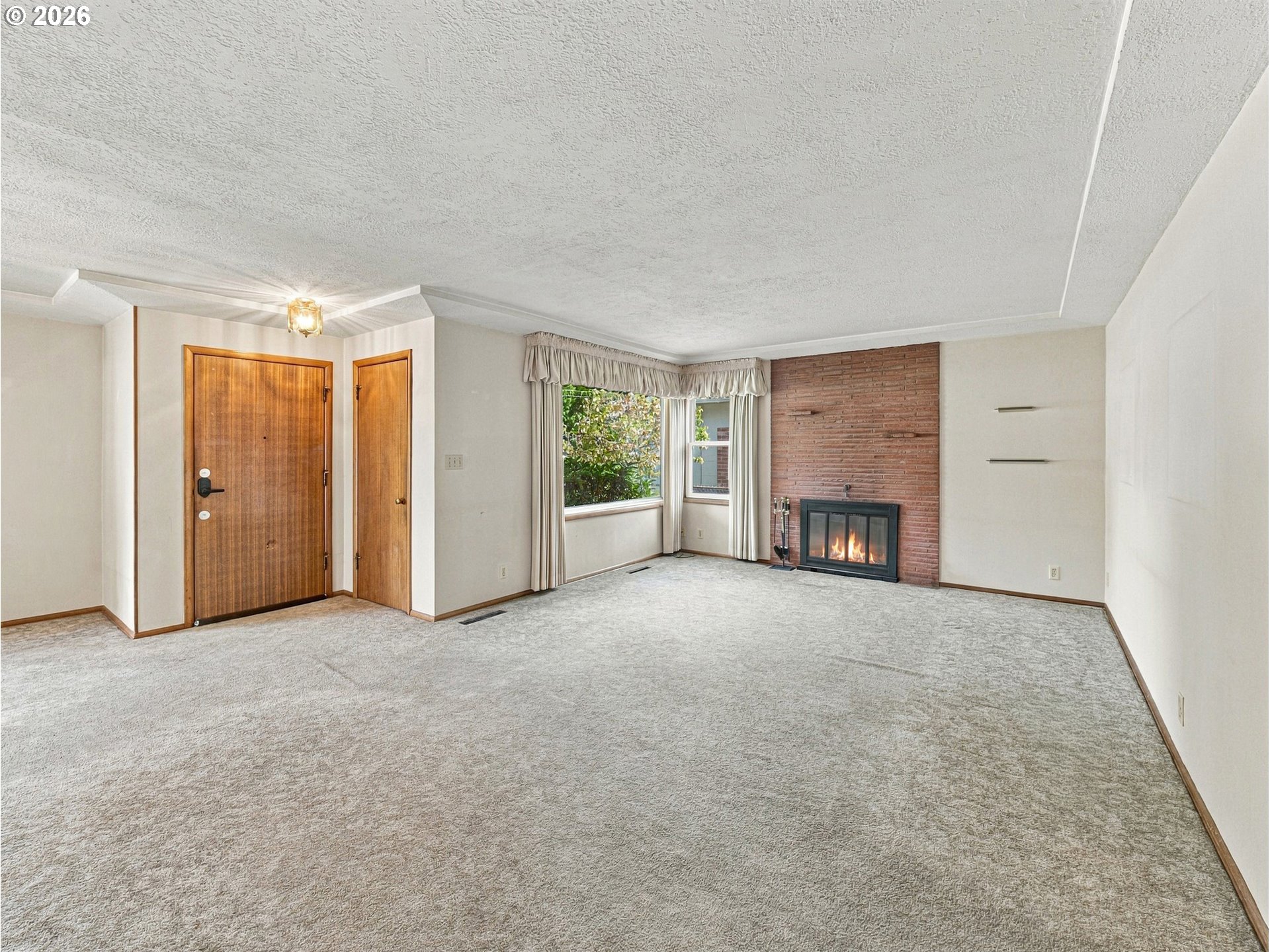 Property photo 7 of 42