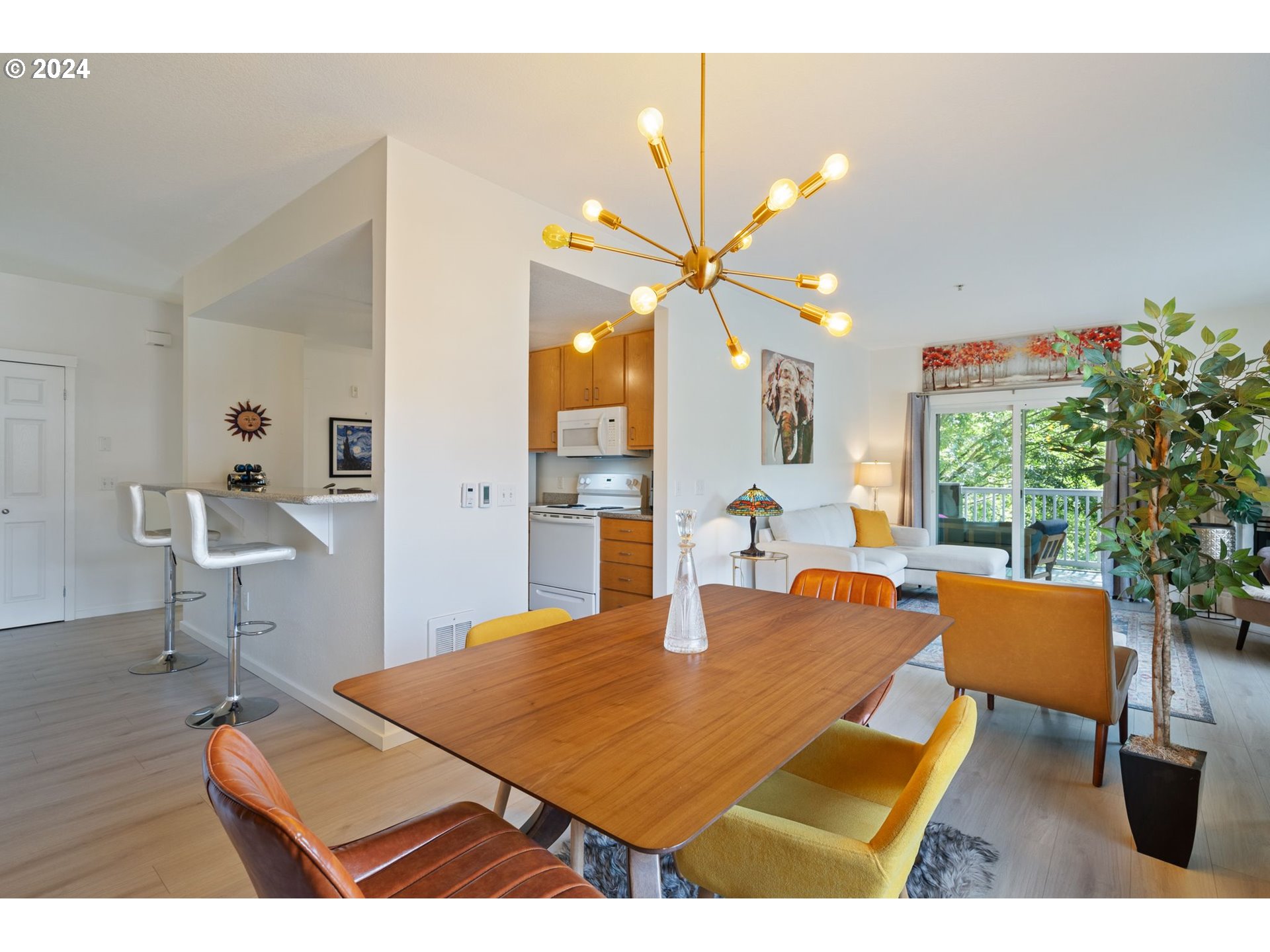 Photo #12: 124626982 Listing: Photo #12