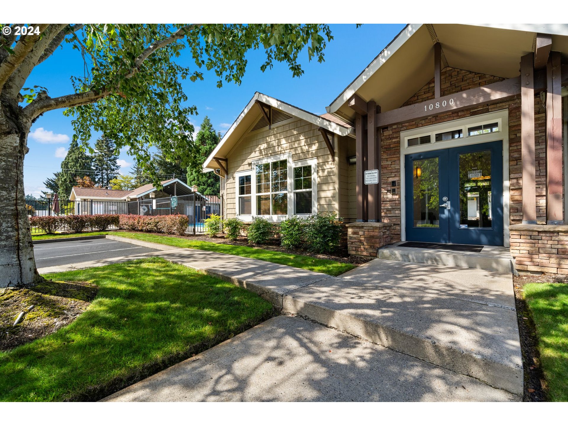 Photo #26: 124626982 Listing: Photo #26