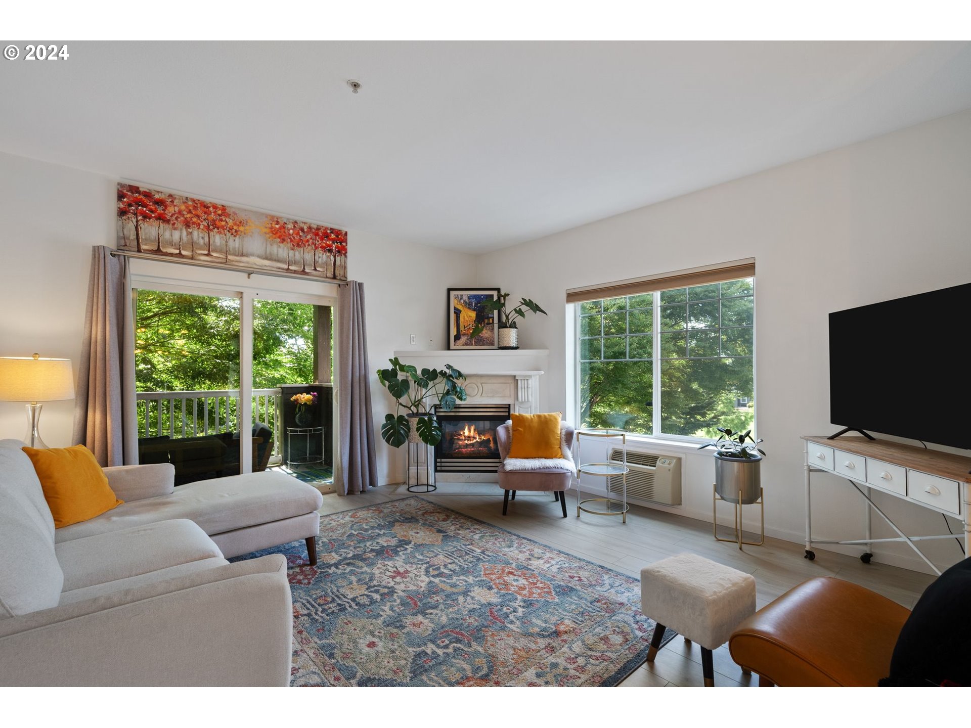 Photo #3: 124626982 Listing: Photo #3