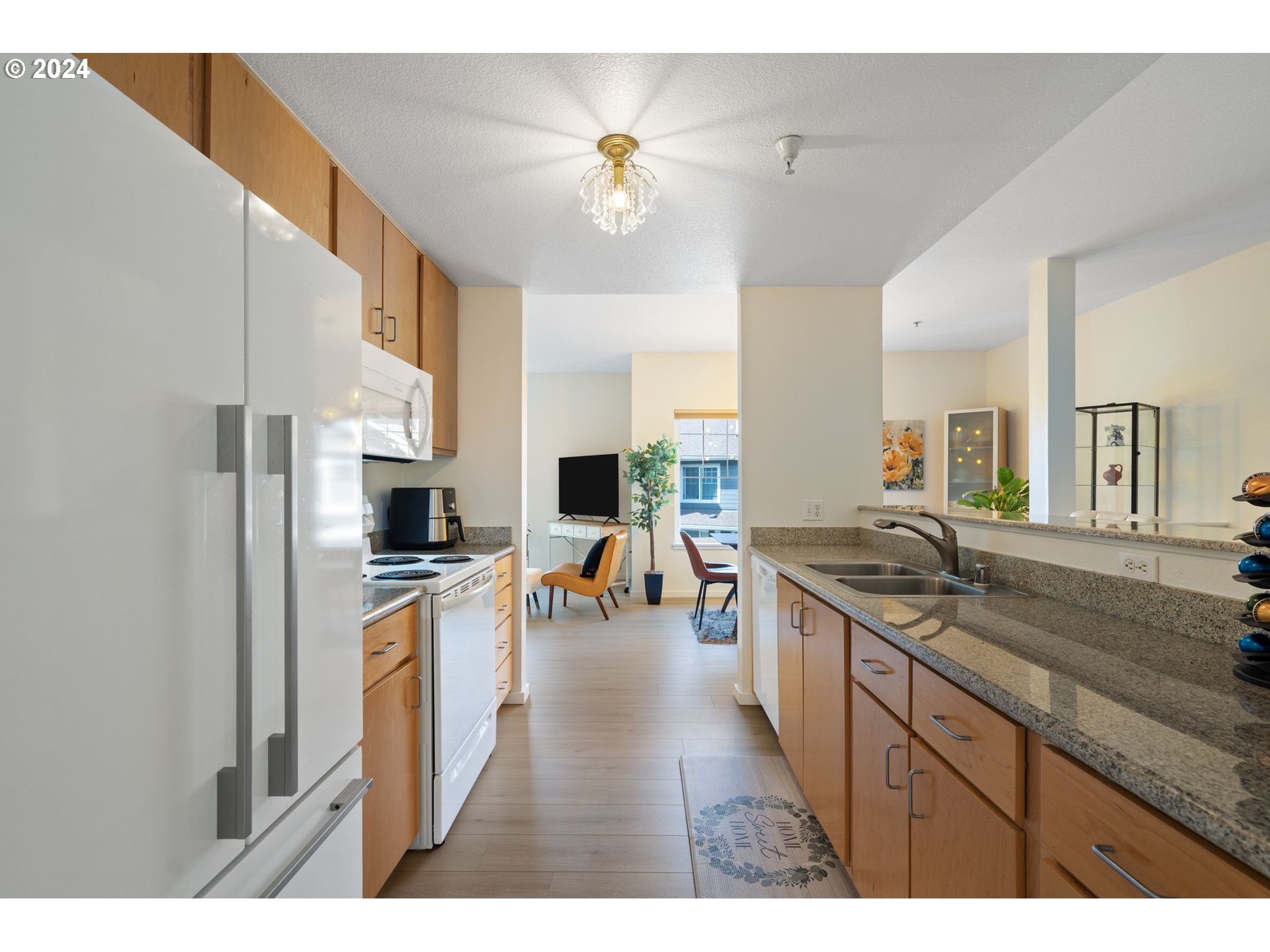 Photo #9: 124626982 Listing: Photo #9