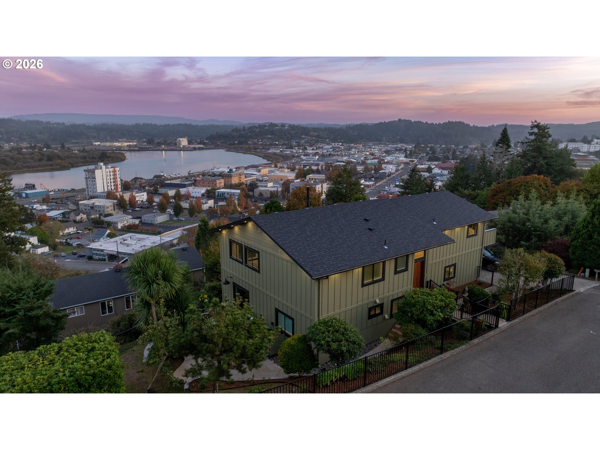744 TELEGRAPH DR, Coos Bay, OR 97420