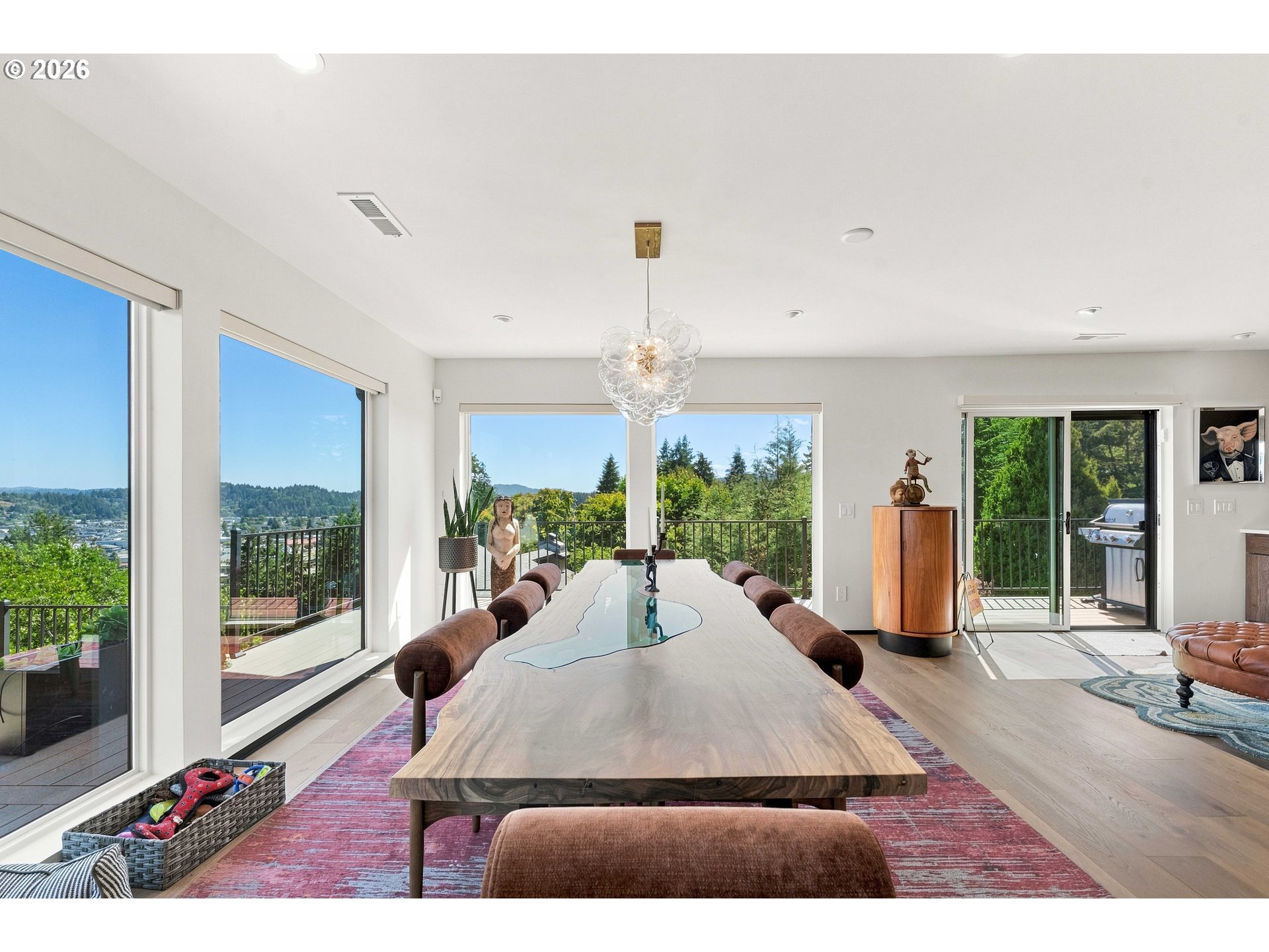 744 TELEGRAPH DR, Coos Bay, OR 97420