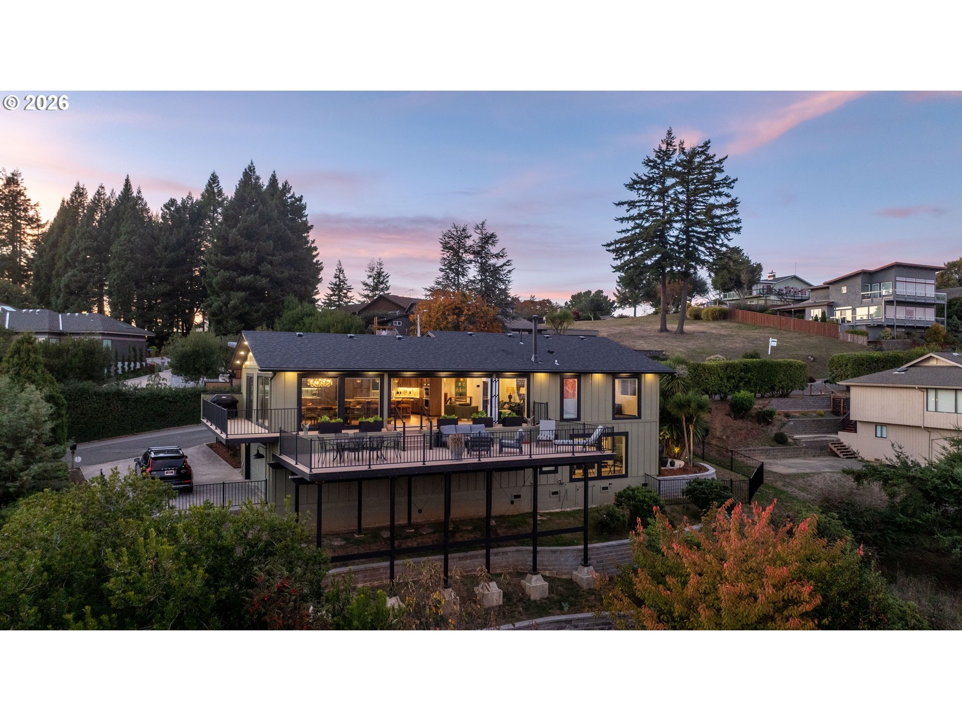 744 TELEGRAPH DR, Coos Bay, OR 97420