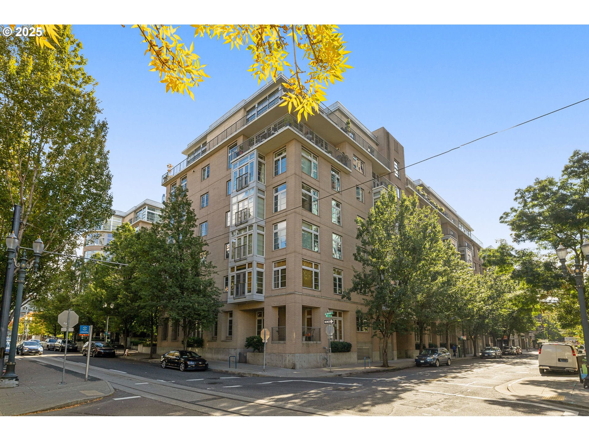 Photo #1: 125865466 Listing: Photo #1