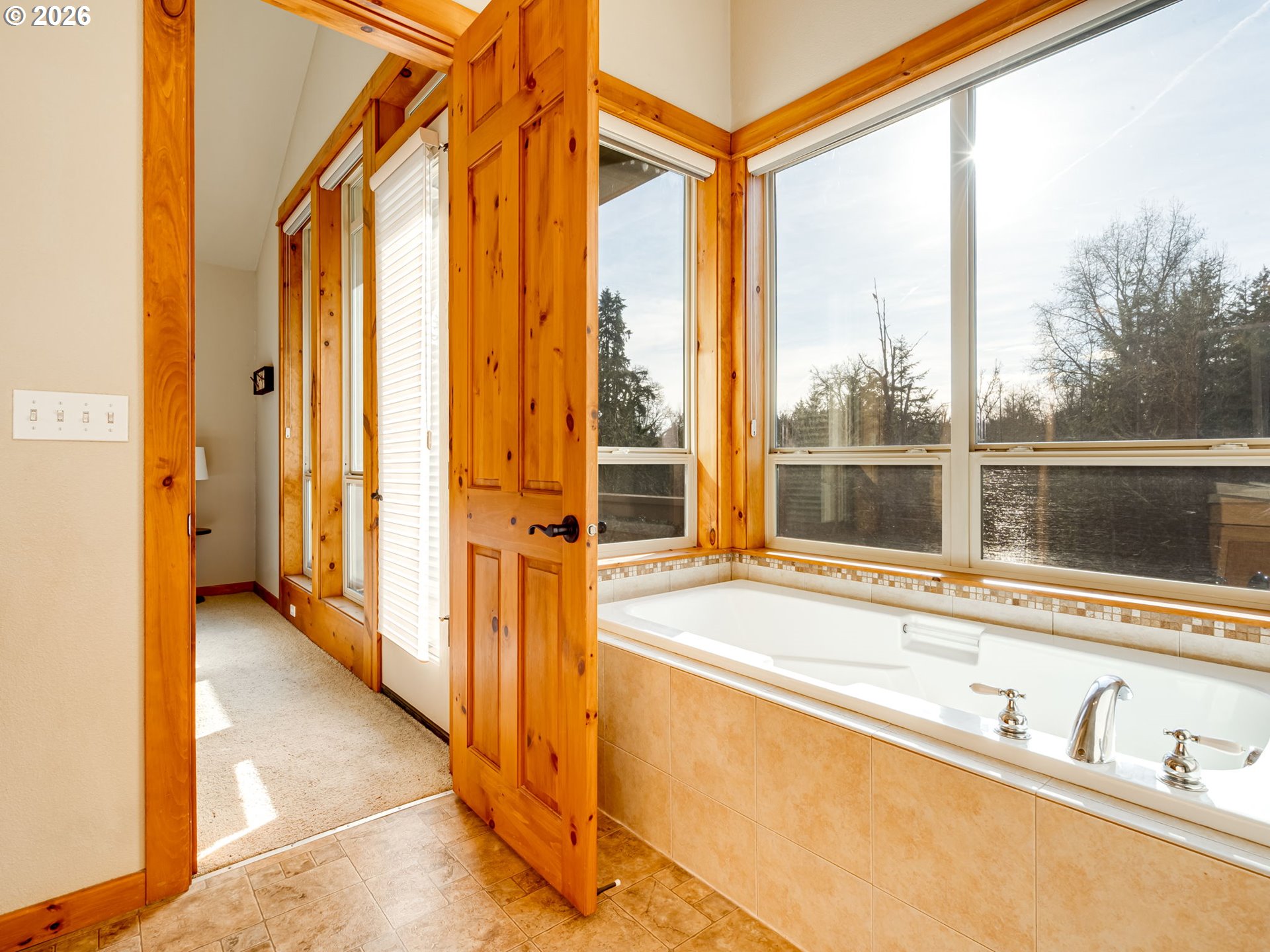 Photo #14: 126152668 Listing: Photo #14