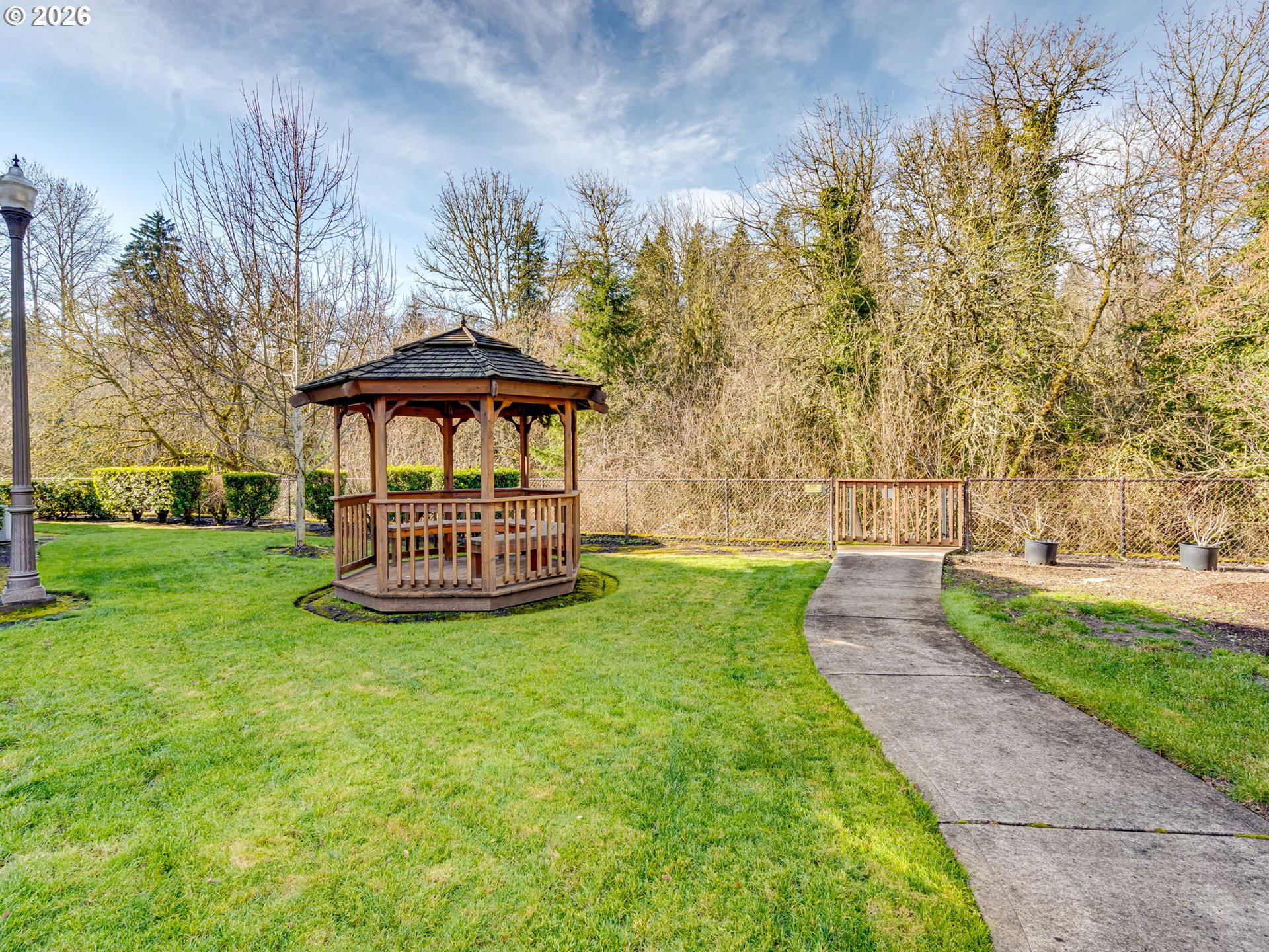 Photo #1: 126152668 Listing: Photo #1