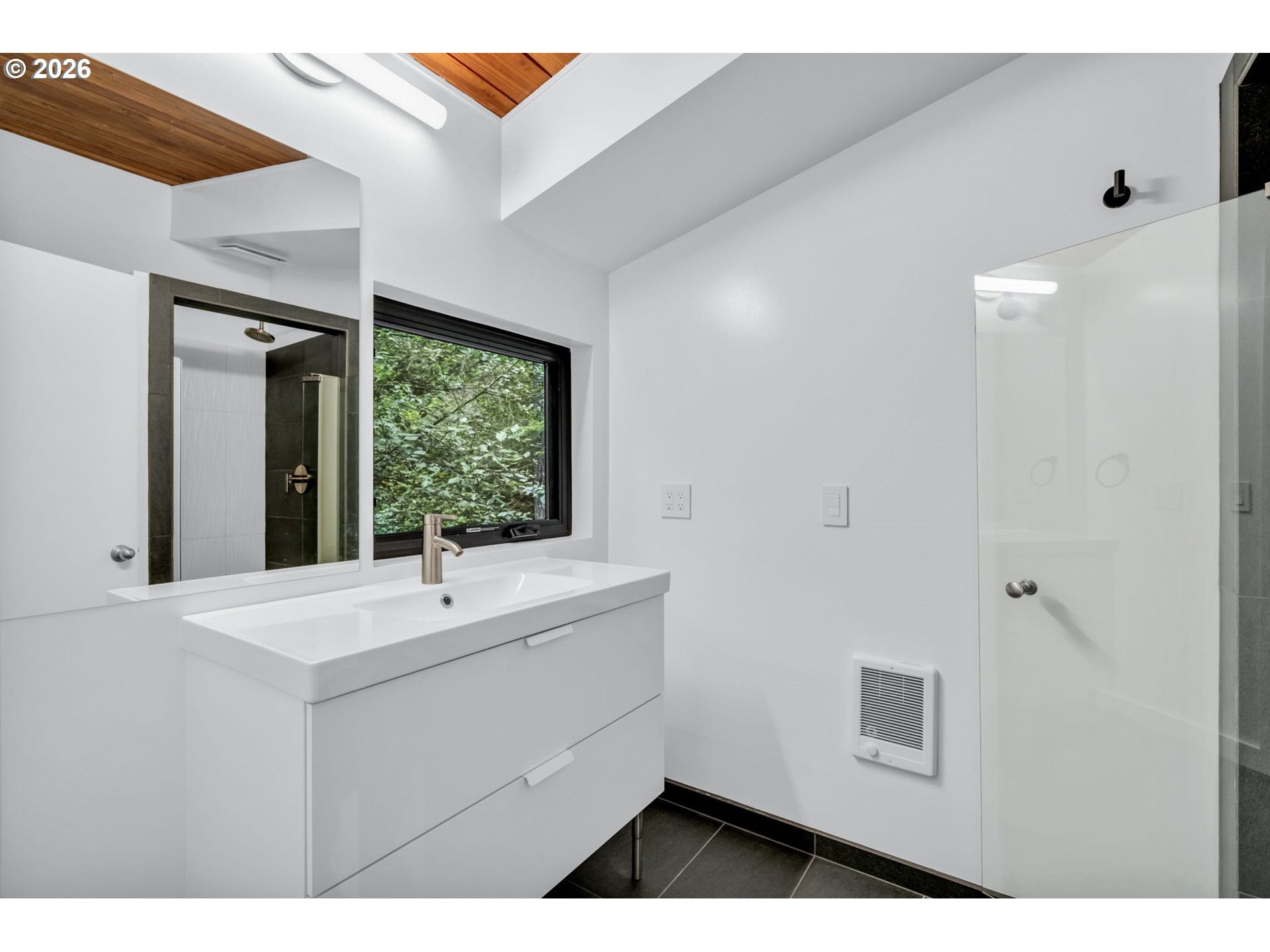 Property photo 21 of 48