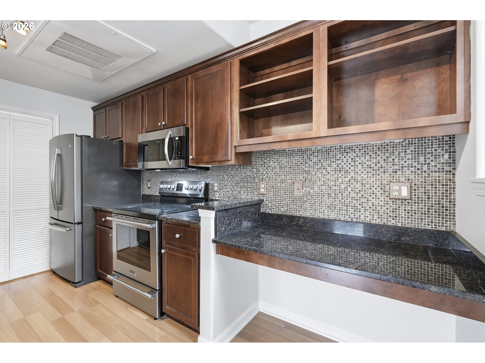 Photo #11: 127255706 Listing: Photo #11