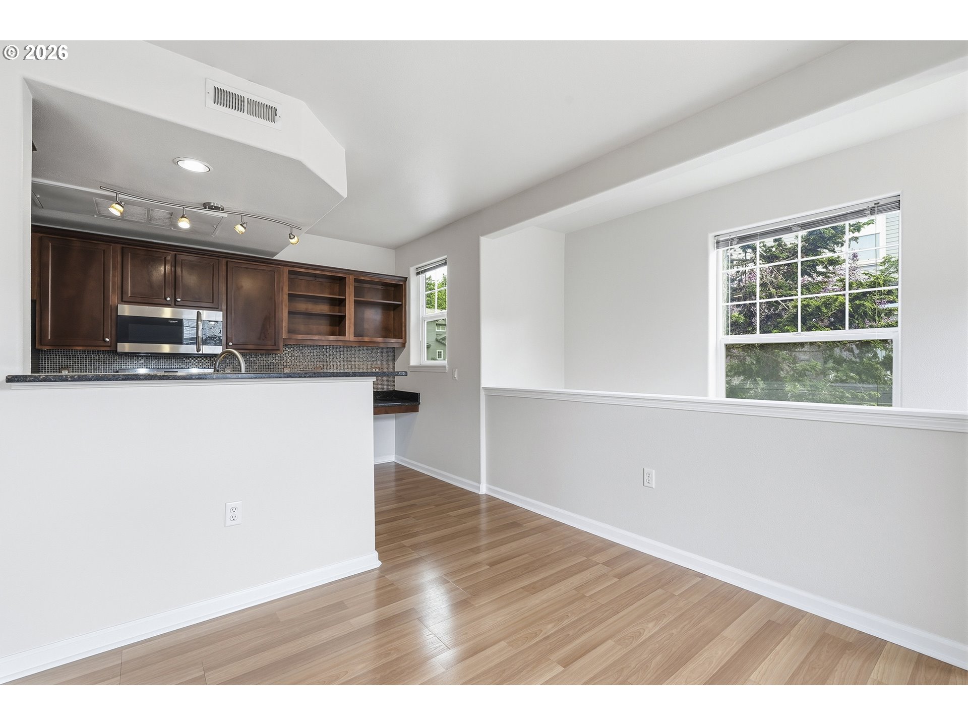 Photo #9: 127255706 Listing: Photo #9