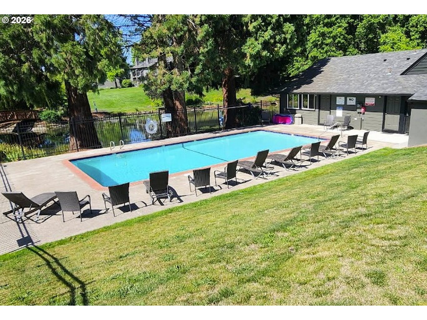 Photo #27: 127269440 Listing: Photo #27