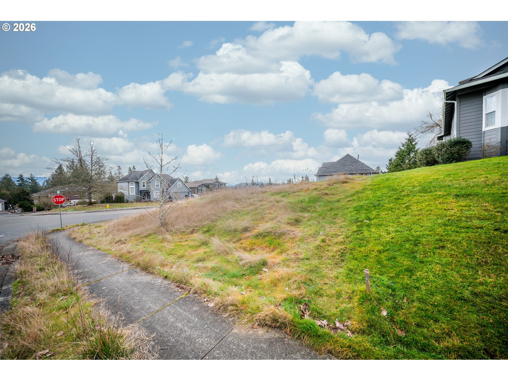 267 W BEACON HILL DR, Longview, WA, 98632