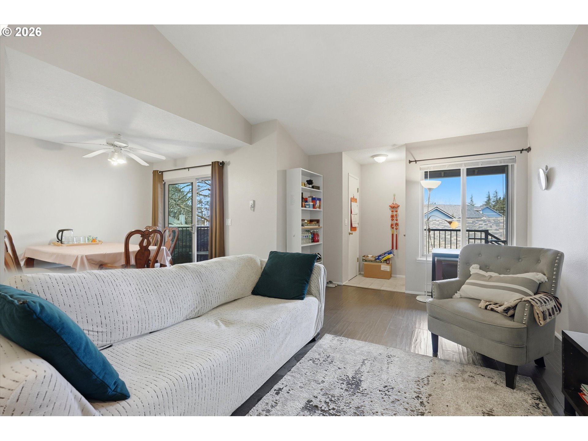 Photo #6: 127643092 Listing: Photo #6