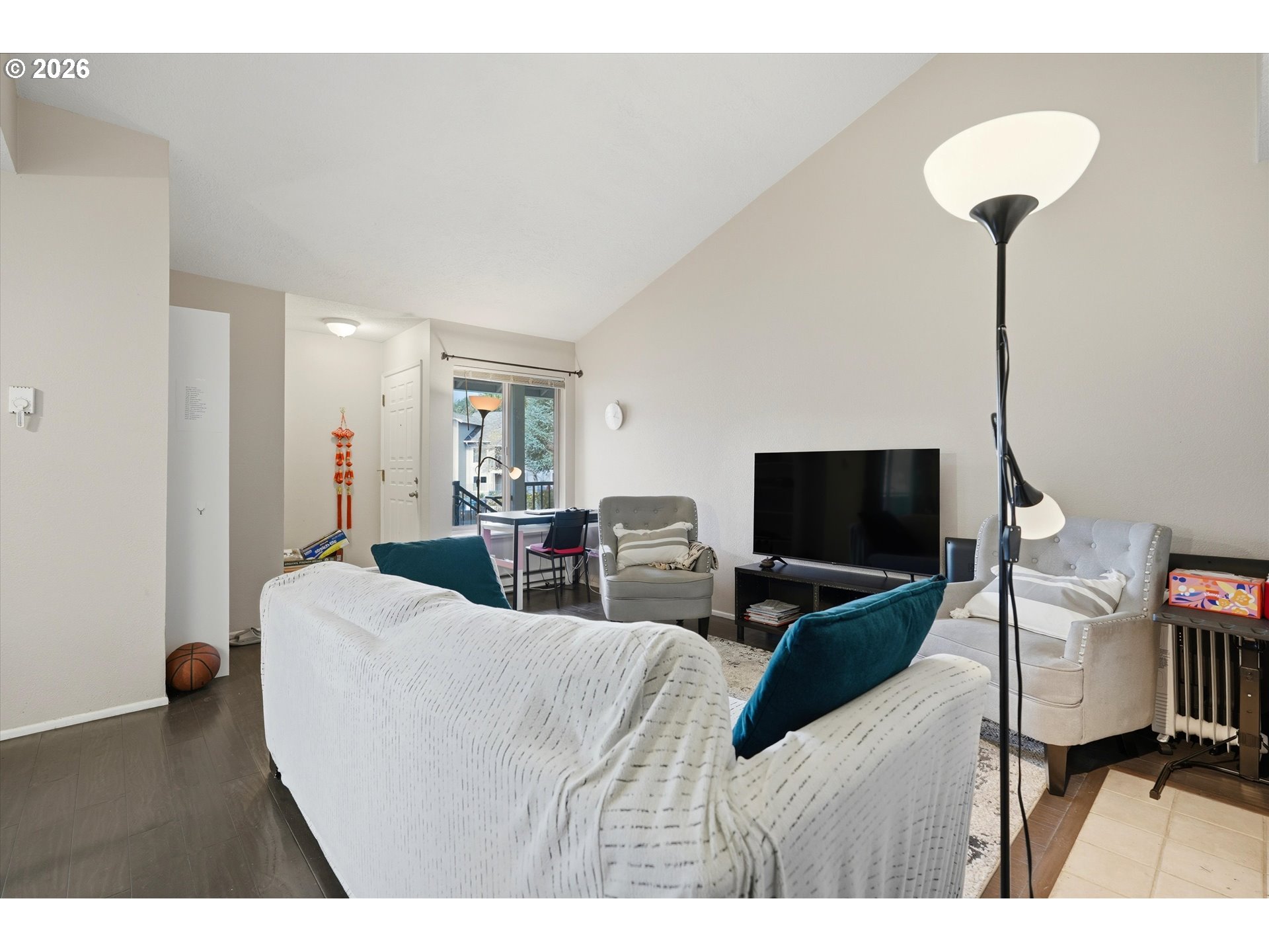 Photo #7: 127643092 Listing: Photo #7