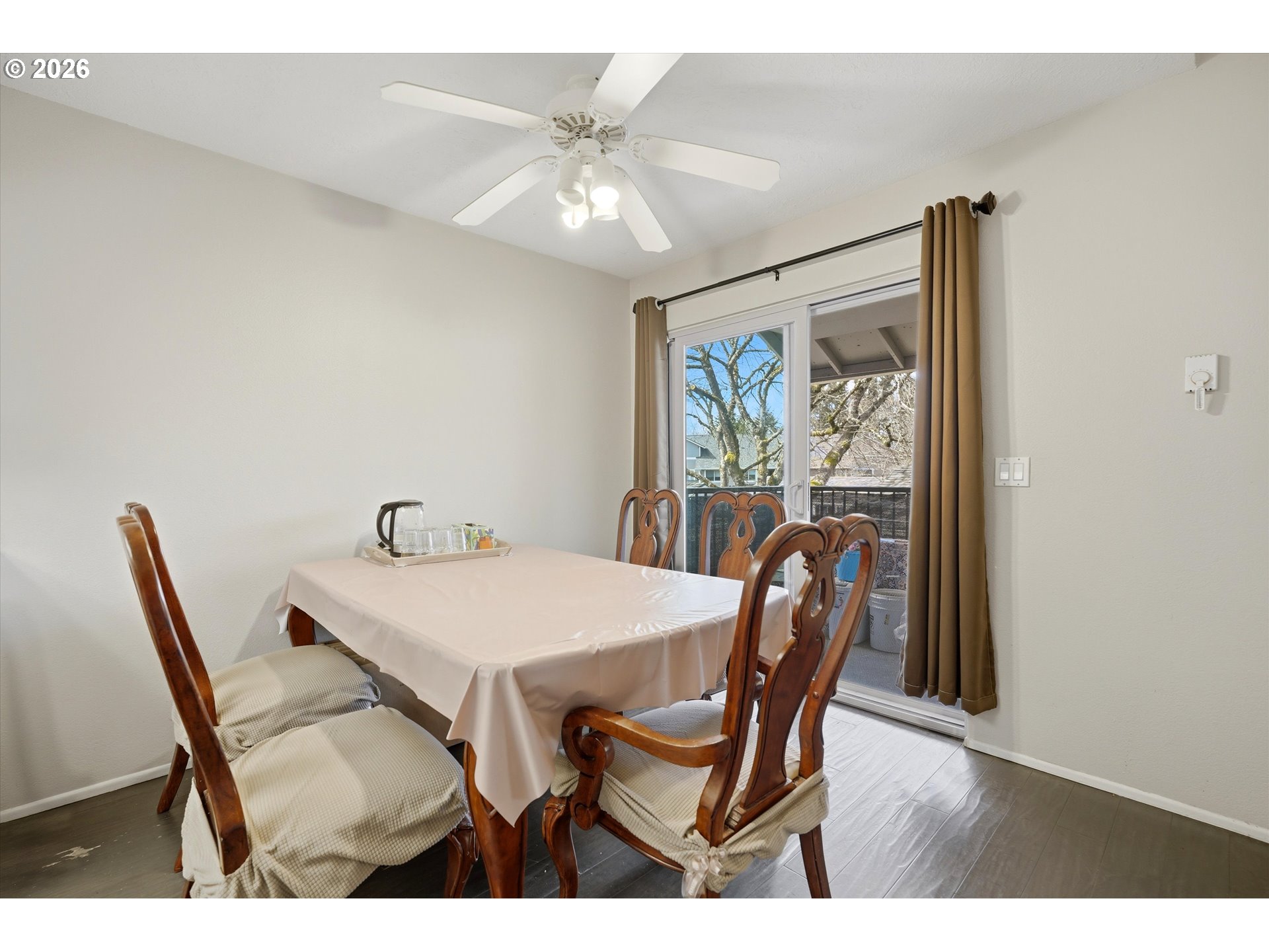 Photo #8: 127643092 Listing: Photo #8