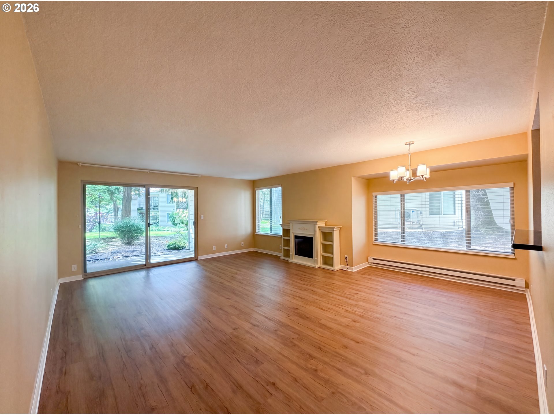 Photo #2: 127652438 Listing: Photo #2