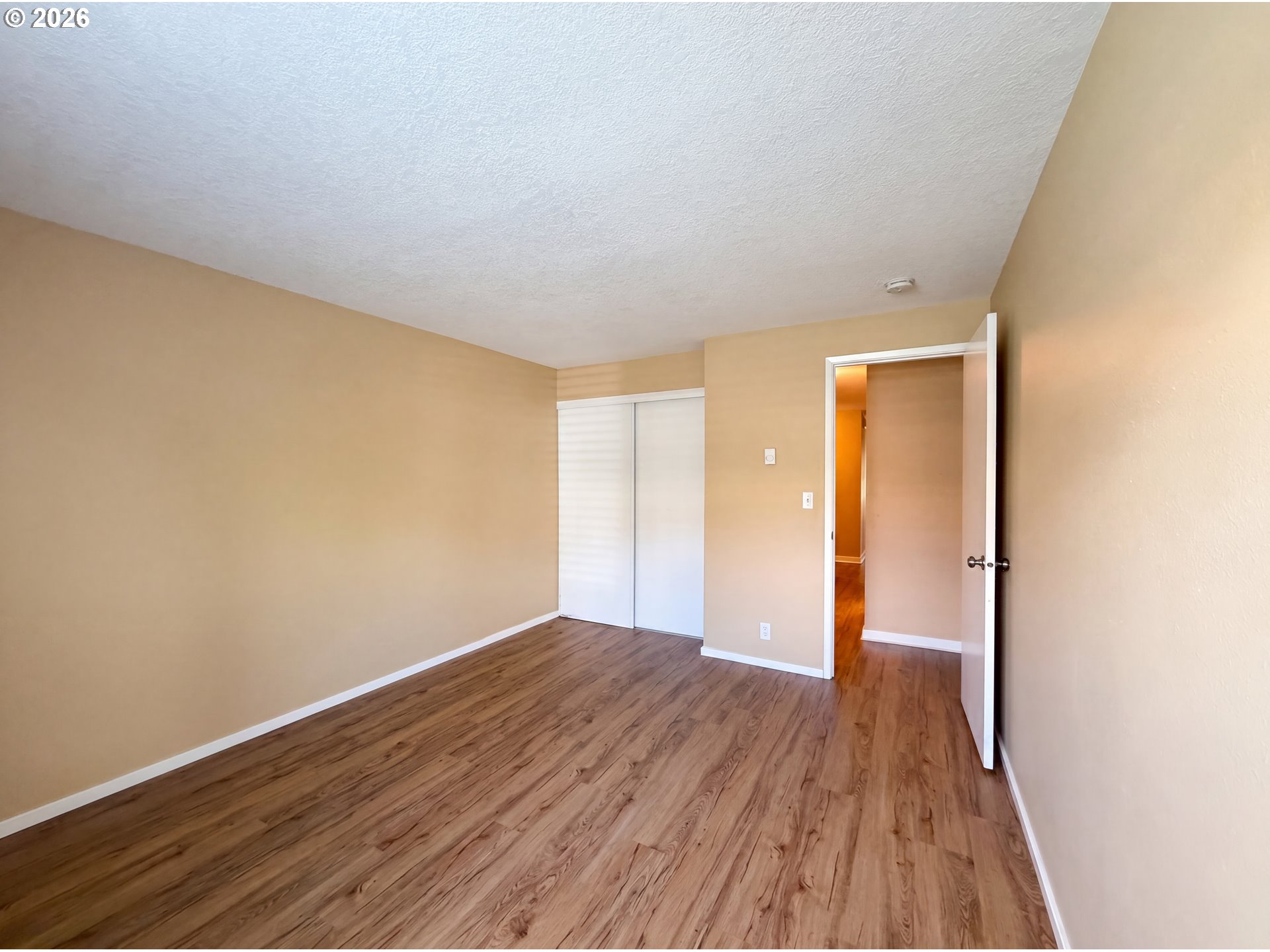 Photo #3: 127652438 Listing: Photo #3