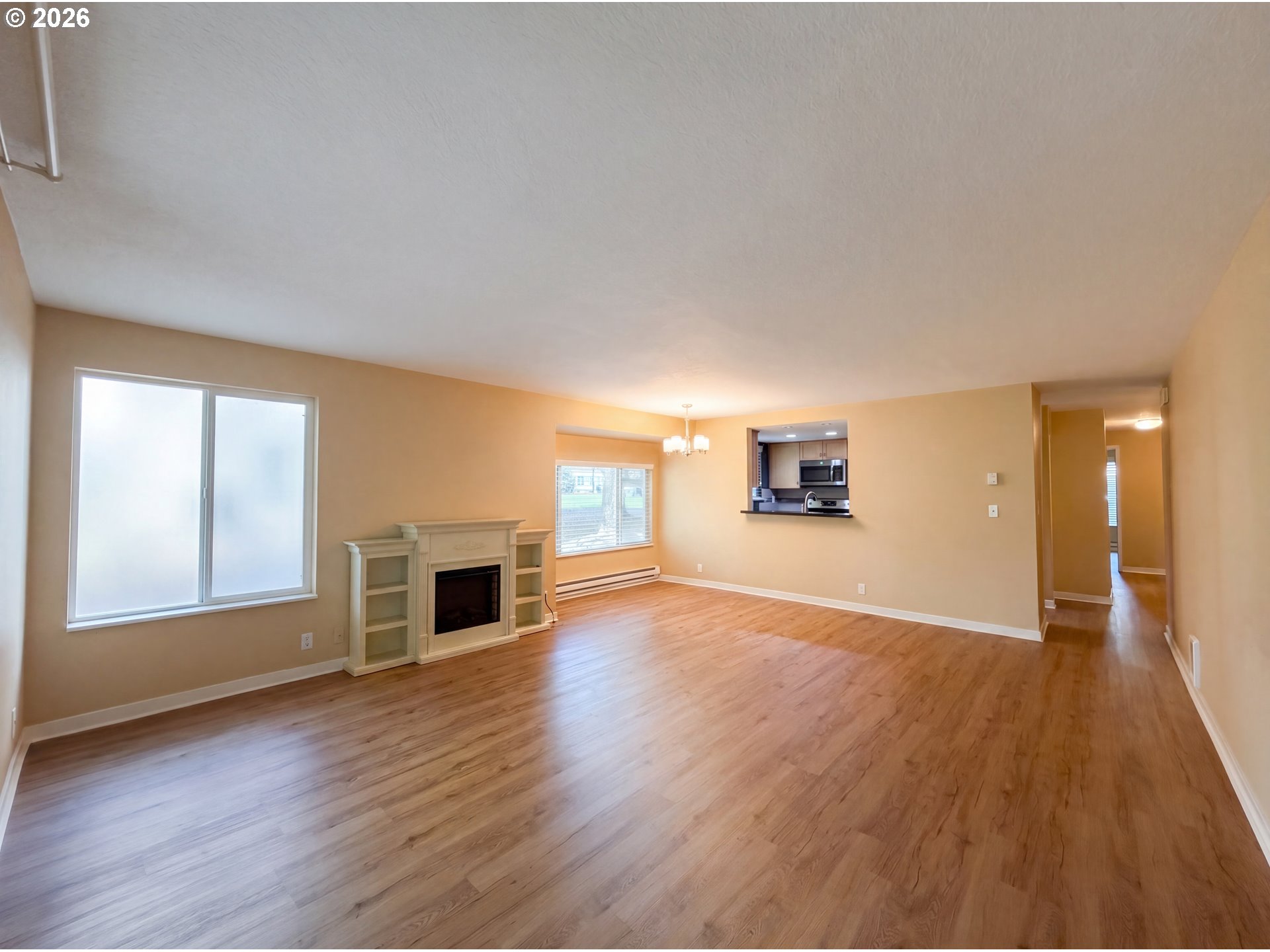 Photo #5: 127652438 Listing: Photo #5