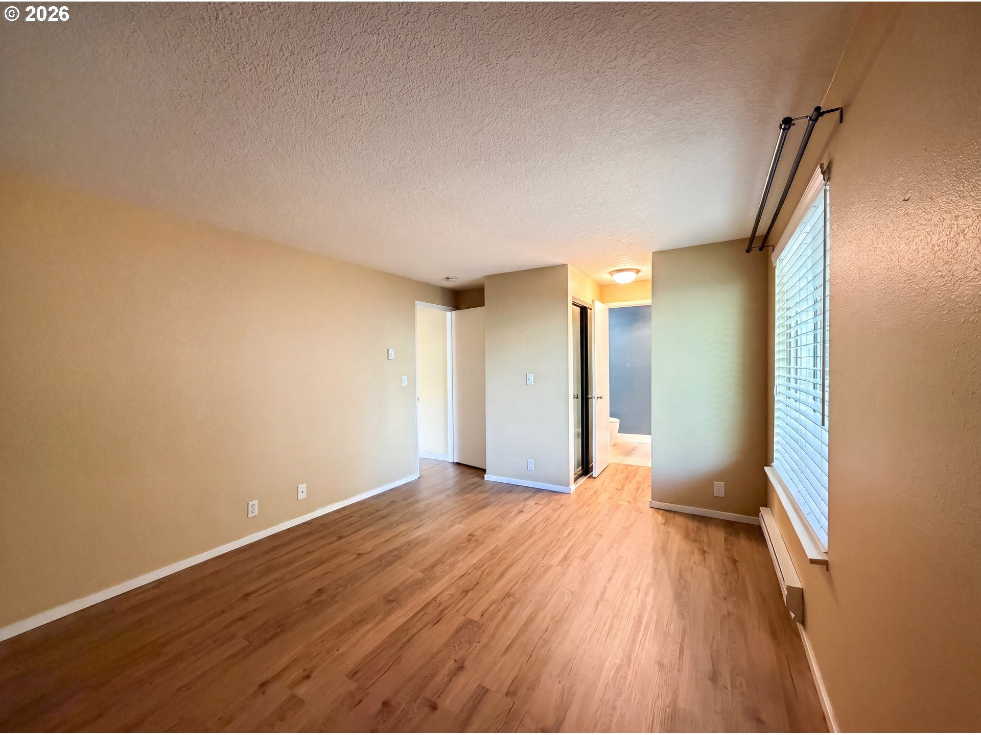 Photo #7: 127652438 Listing: Photo #7