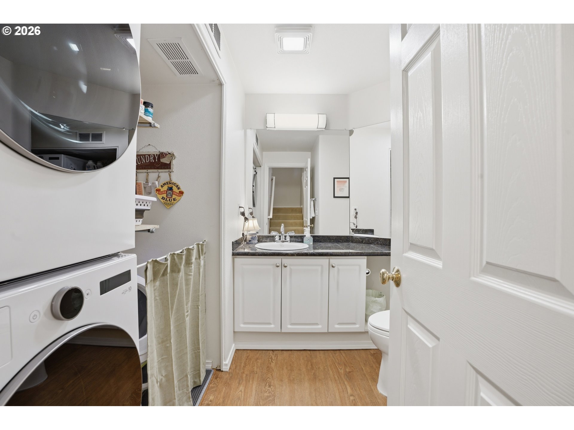 Photo #11: 128016917 Listing: Photo #11