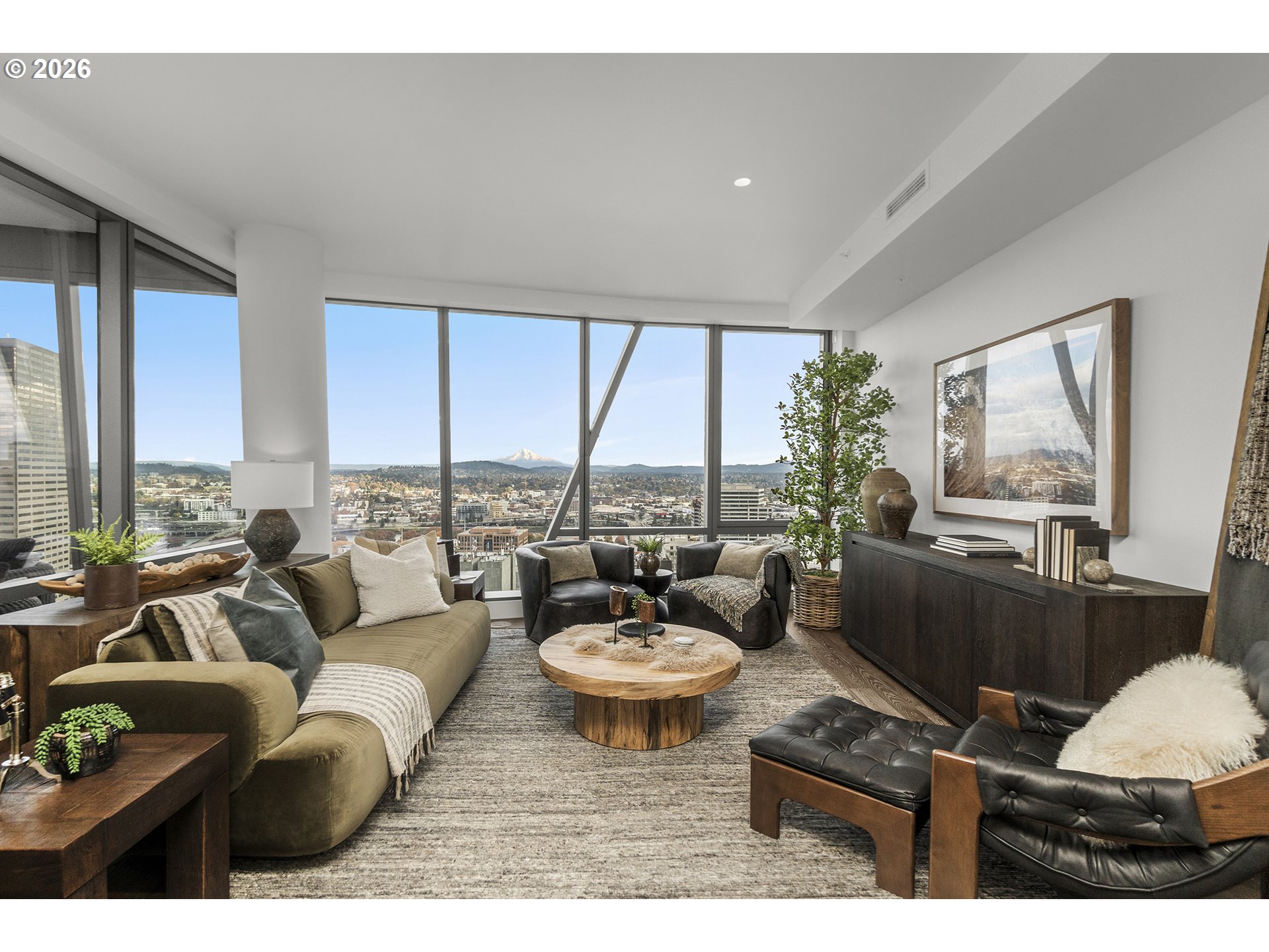 Photo #4: 128824970 Listing: Photo #4