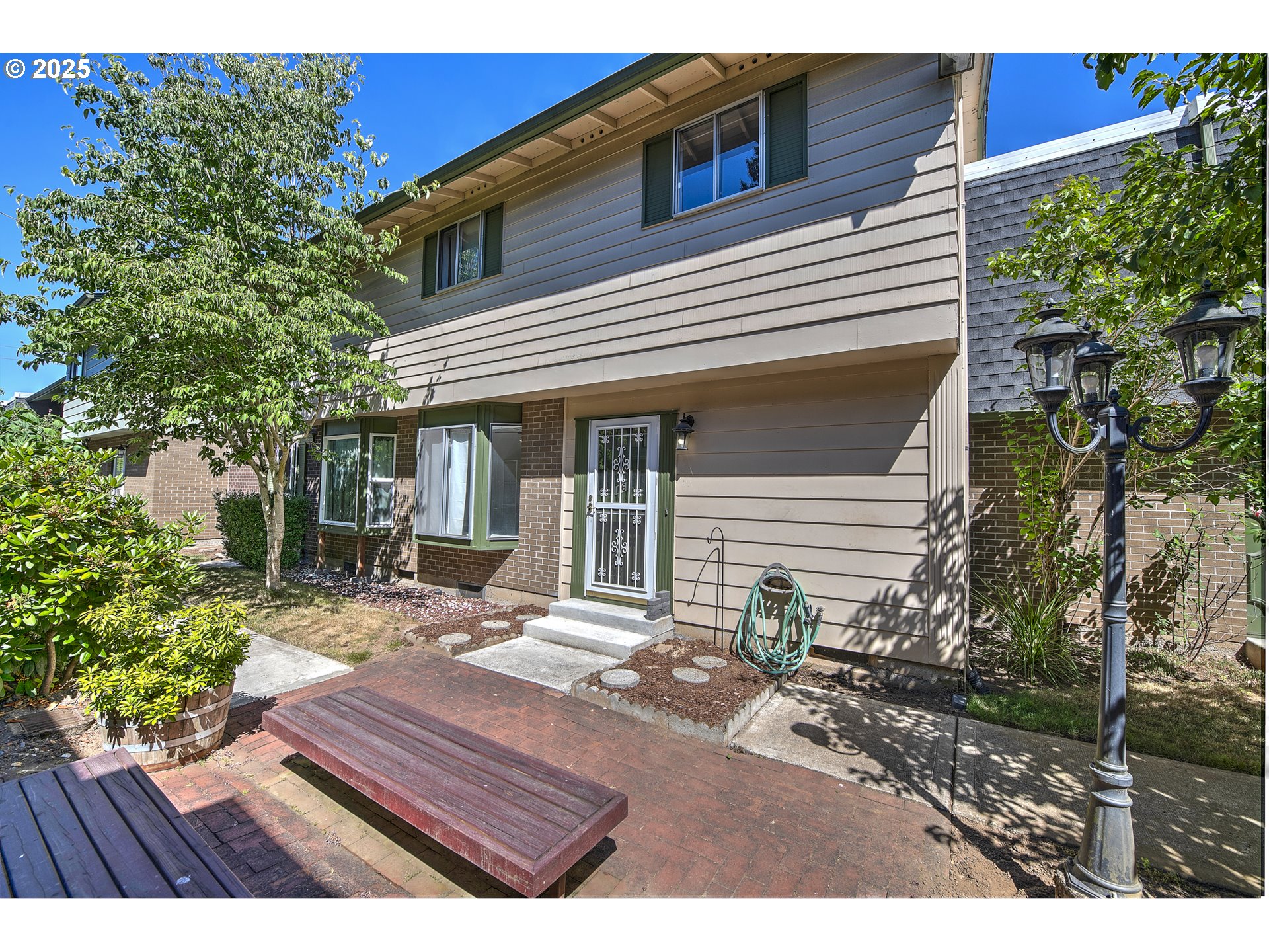 Photo #2: 129448726 Listing 