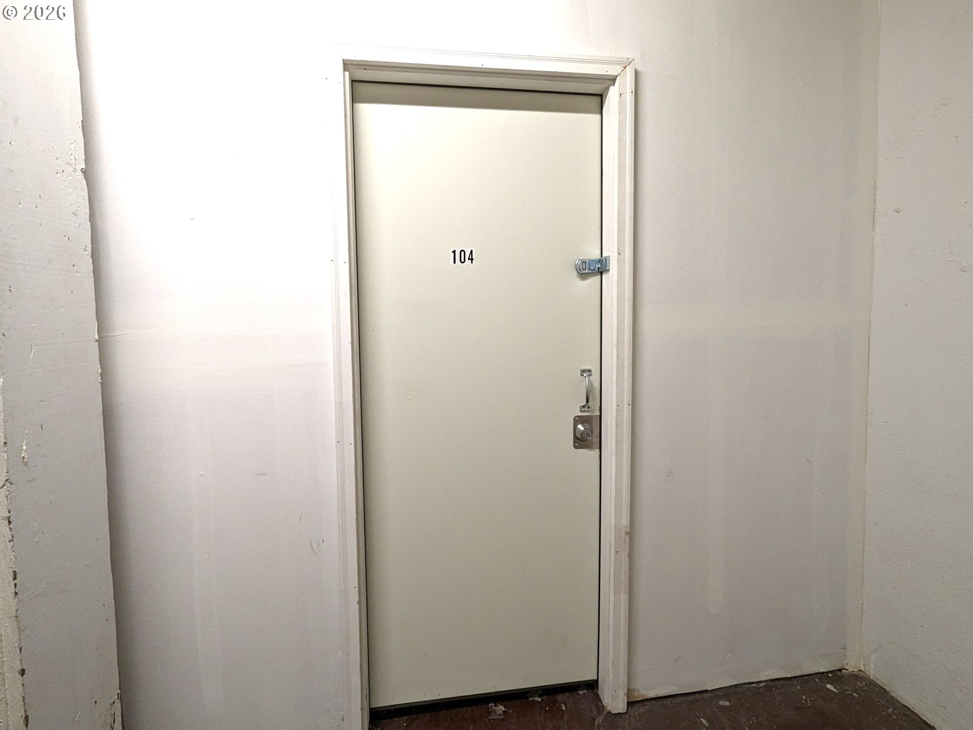 Photo #5: 129621291 Listing: Photo #5