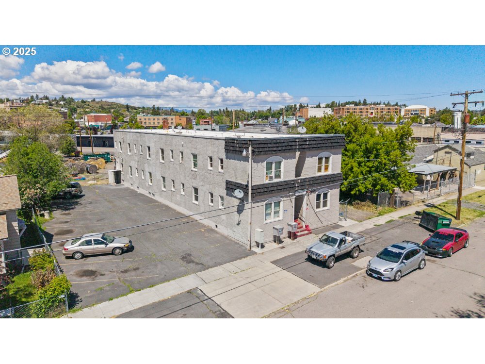 224 S BROAD ST, Klamath Falls, OR, 97601