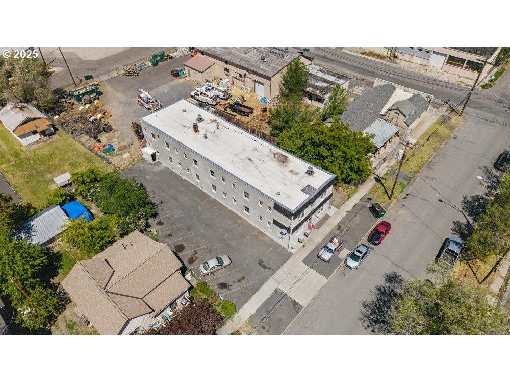 224 S BROAD ST, Klamath Falls, OR, 97601
