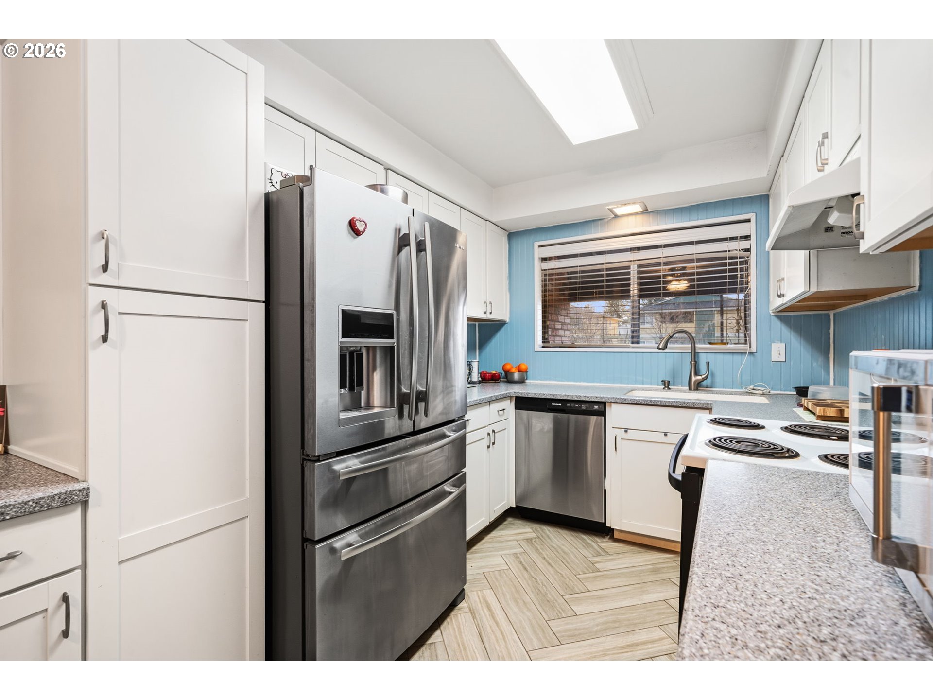 Photo #4: 130232063 Listing: Photo #4