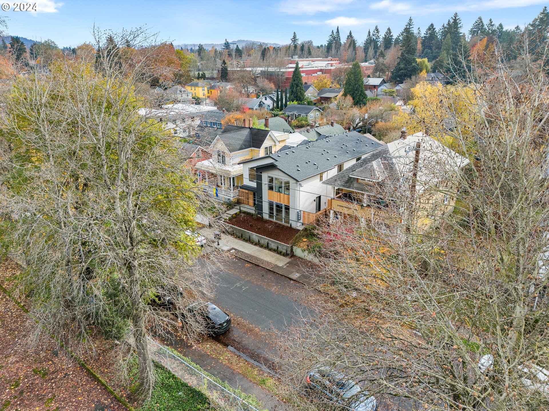 Photo #10: 130989793 Listing: Photo #10
