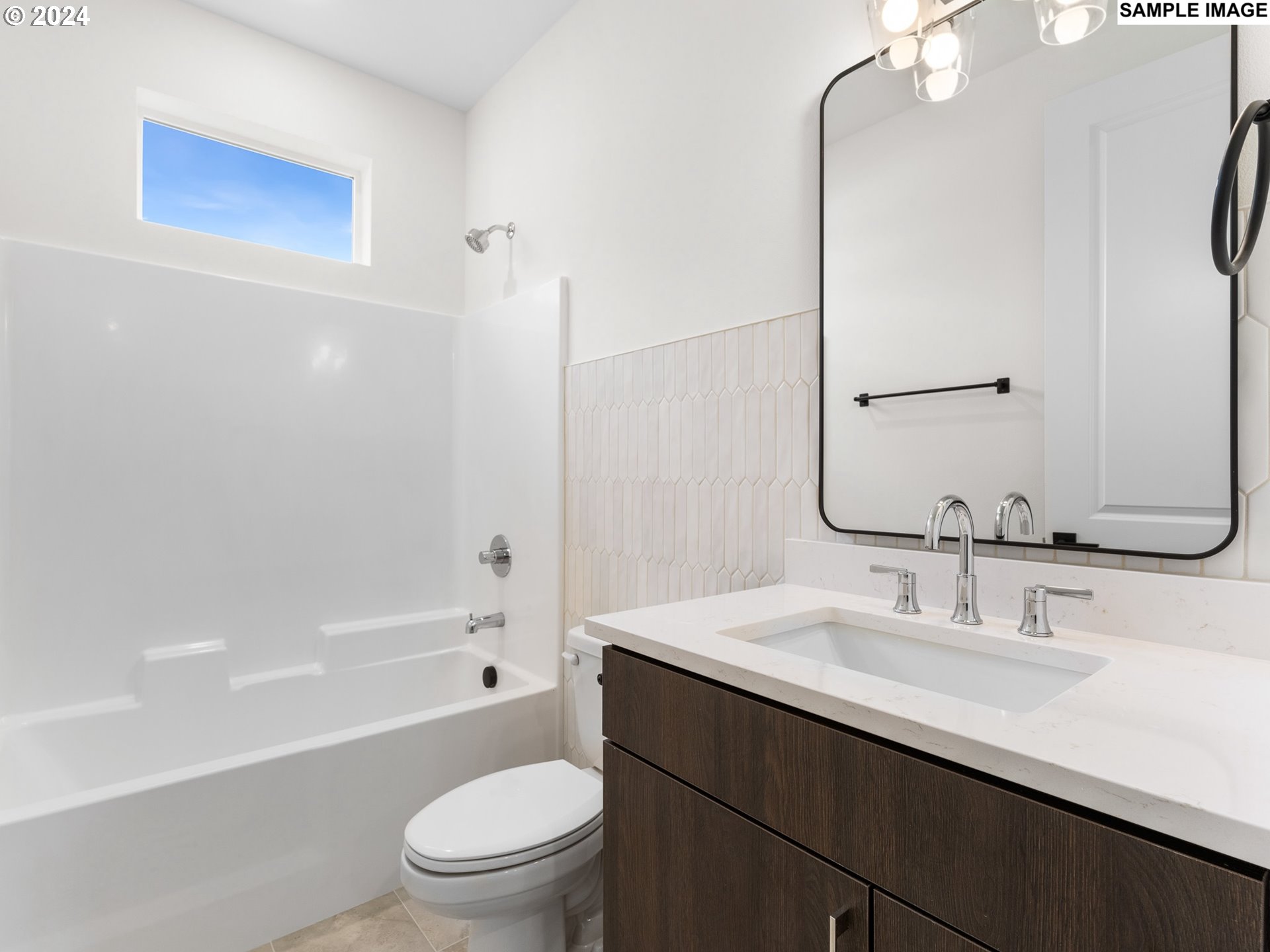 Photo #12: 130989793 Listing: Photo #12