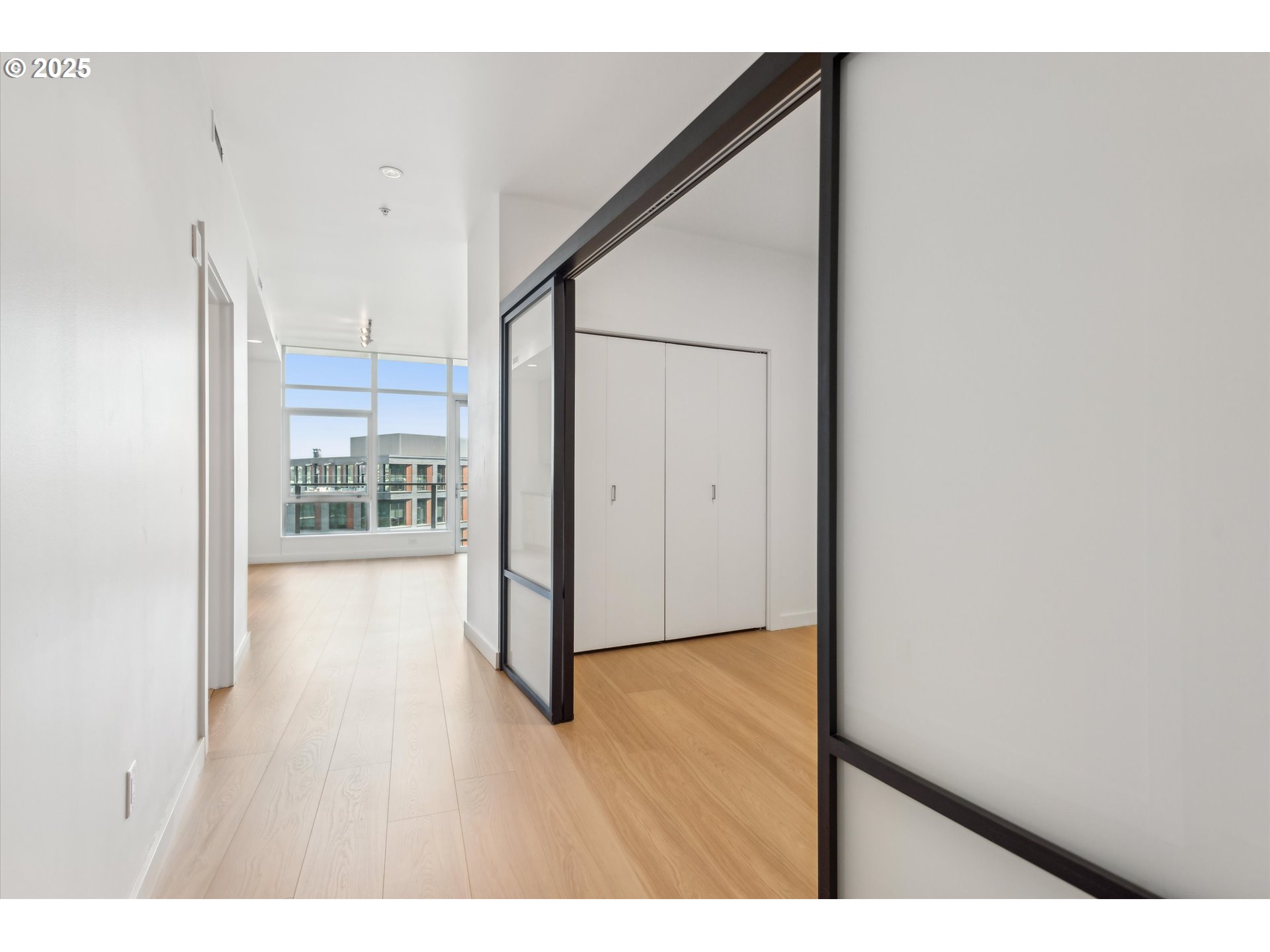 Photo #5: 131465258 Listing: Photo #5