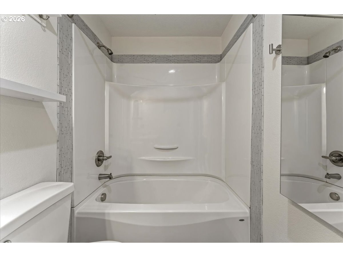Photo #25: 131601175 Listing: Photo #25